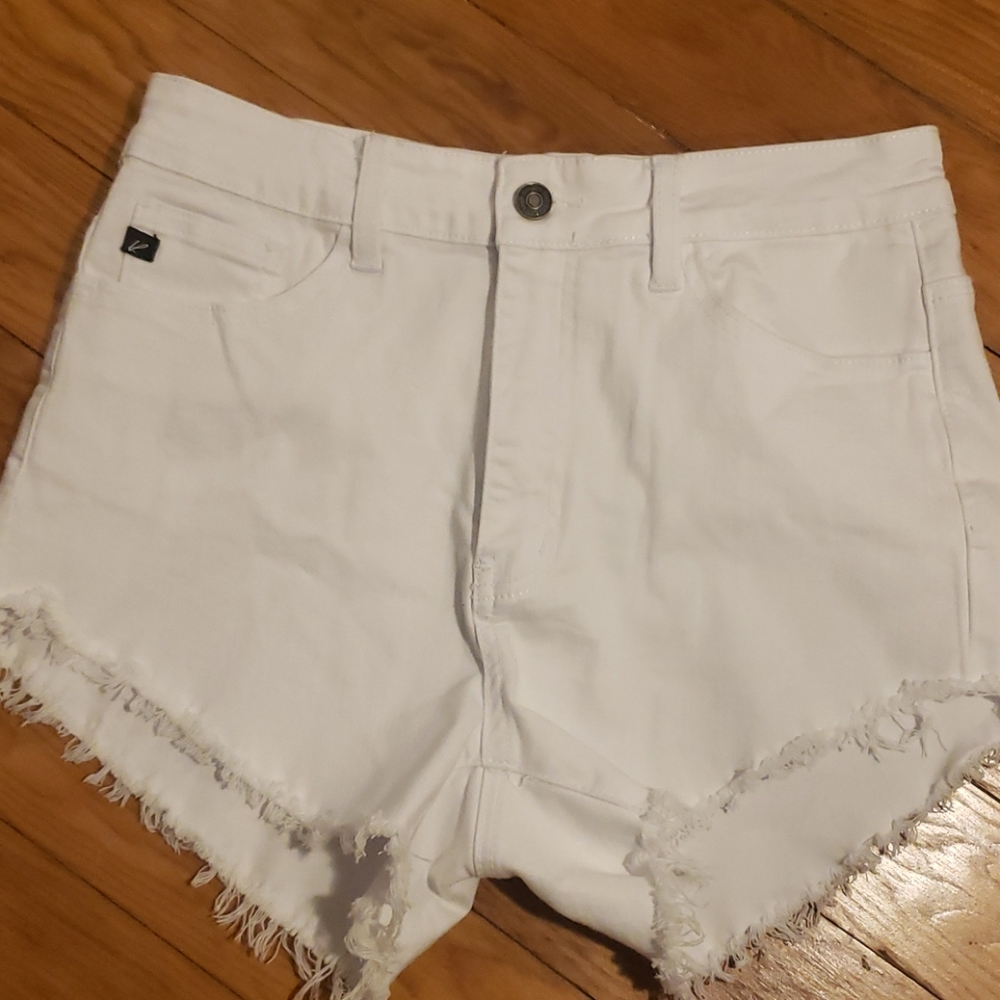 Shorts - Picture 2 of 3